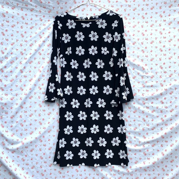 Tommy Hilfiger bell sleeve dress - Picture 3 of 3